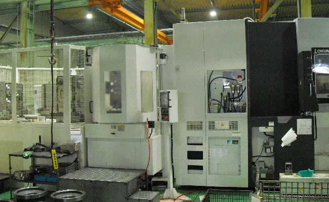 横型マシニングセンタHMC-17